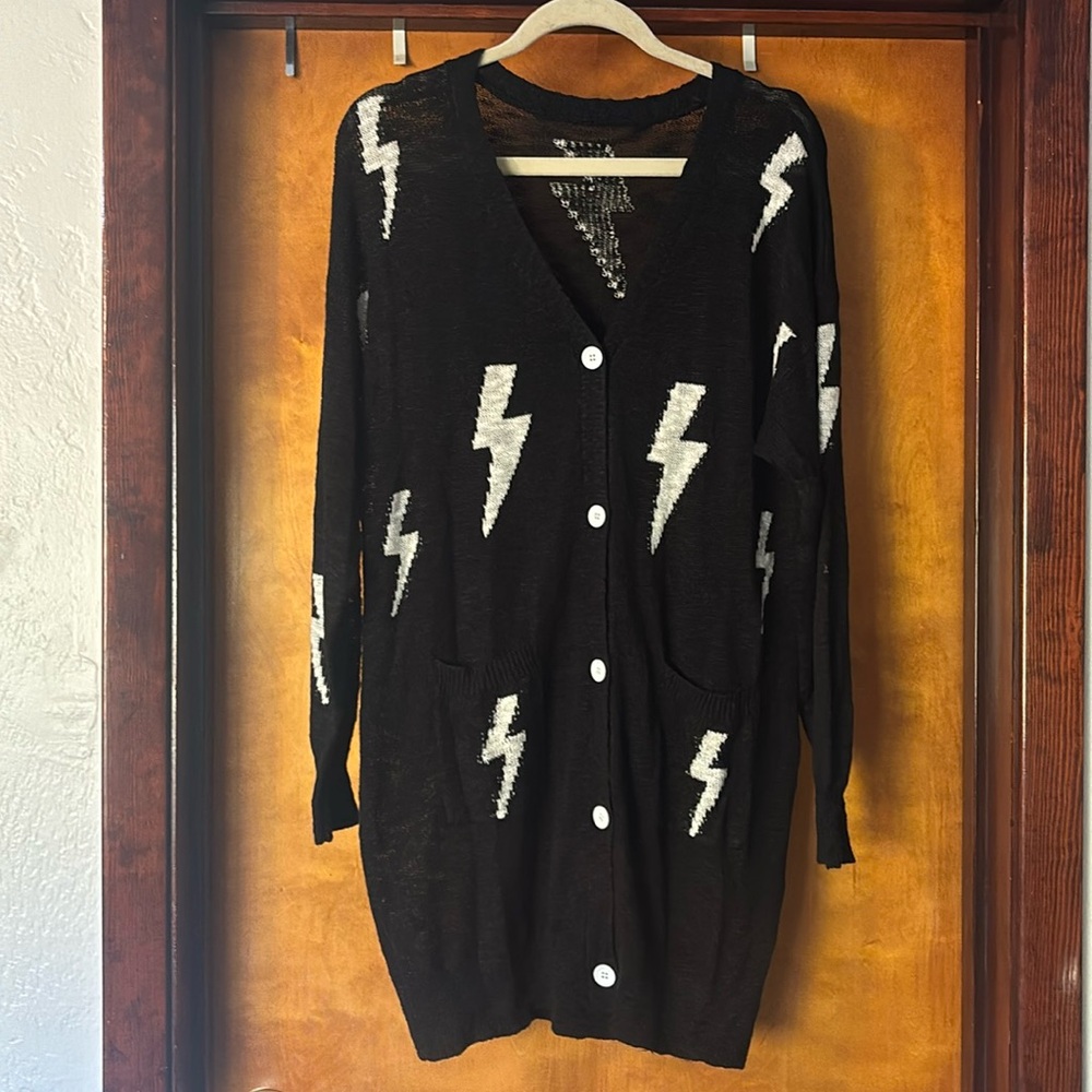 Women’s Lightweight Lightning Bolt Print Cardigan- Long Length. Size L